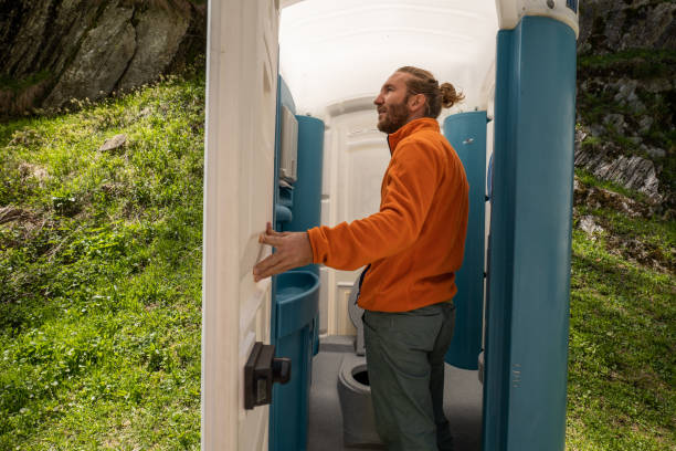 Best Porta potty rental near me  in Greencastle, IN